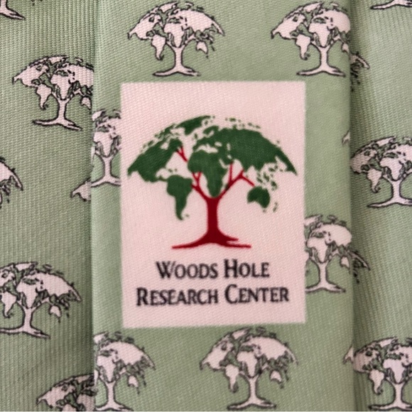 Vineyard Vines Custom Collection Necktie NIB - Picture 4 of 6